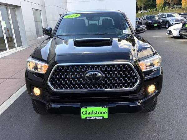 2018 Toyota Tacoma TRD Sport CALL/TEXT - cars & trucks - by dealer -... for sale in Gladstone, OR – photo 7