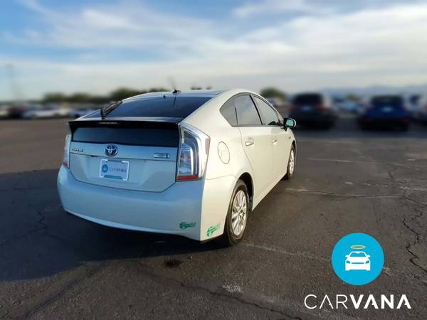 2014 Toyota Prius Plugin Hybrid Hatchback 4D hatchback White -... for sale in Washington, District Of Columbia – photo 10
