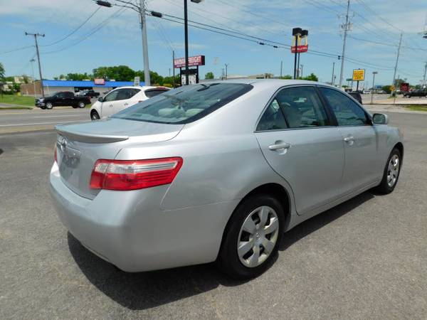 2009 Toyota Camry LE Low Miles EXTRA NICE ! for sale in Gallatin, TN – photo 4