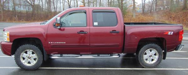 2008 Chevrolet Silverado 1500 - - by dealer - vehicle for sale in Waterbury, CT – photo 4