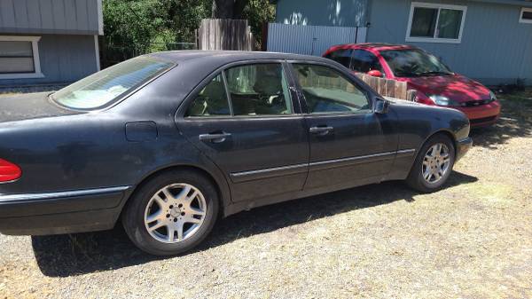Running and registered 96 mercedes e320 for sale in Kelseyville, CA – photo 3