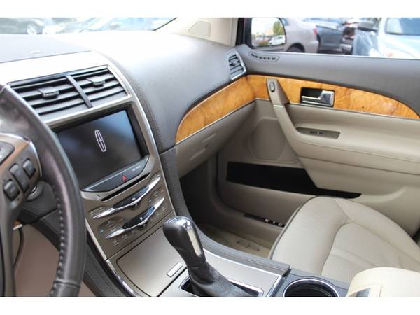 2013 Lincoln MKX FWD 4dr - - by dealer - vehicle for sale in Albany, OR – photo 8
