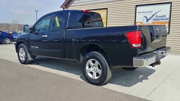 4WD 2006 Nissan Titan SE King Cab 4WD for sale in Chesaning, MI – photo 2