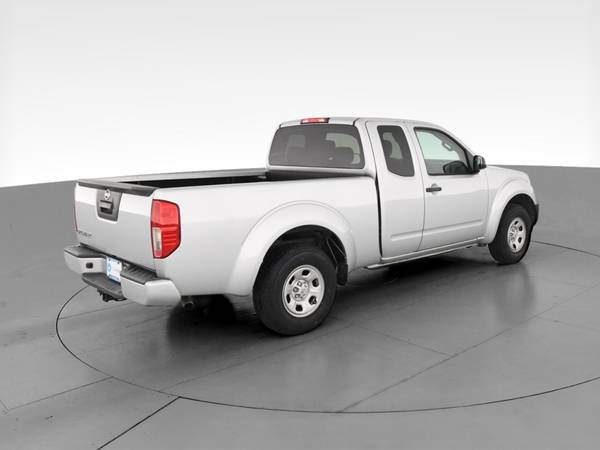 2017 Nissan Frontier King Cab S Pickup 2D 6 ft pickup Silver -... for sale in Fort Myers, FL – photo 11