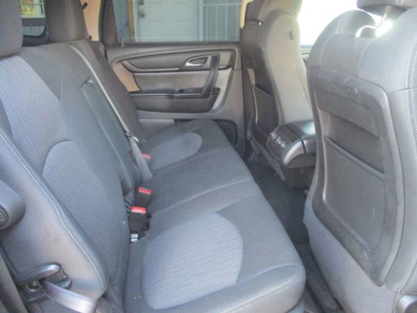 2013 CHEVROLET TRAVERSE ** LIKE NEW ** FULLY LOADED ** 3RD ROW SEAT... for sale in Sacramento , CA – photo 16
