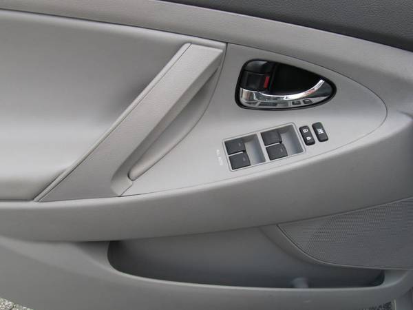 2011 *Toyota* *Camry* *4dr Sedan I4 Automatic LE* Cl for sale in Marietta, GA – photo 12