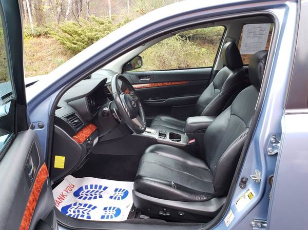 2010 Subaru Outback Wagon Limited AWD, 232K, 3 6R, Nav, Bluetooth for sale in Belmont, MA – photo 9