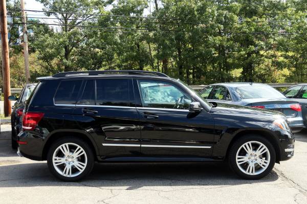 2013 Mercedes-Benz GLK350 4MATIC - panoroof, heated seats, we finance for sale in Middleton, MA – photo 11
