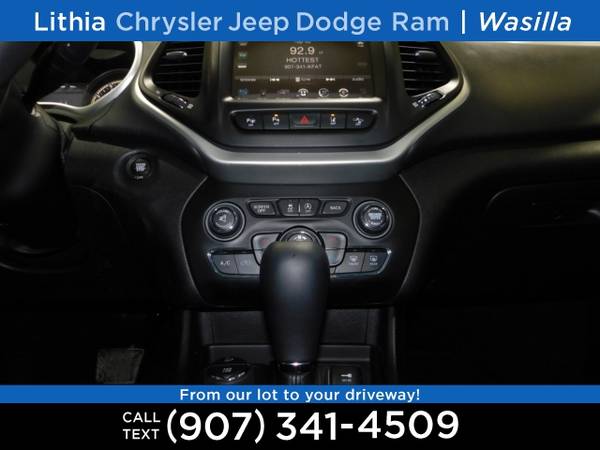 2018 Jeep Cherokee Overland 4x4 - - by dealer for sale in Wasilla, AK – photo 17