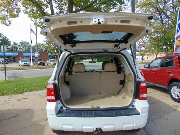 2009 Ford Escape XLT $5,999.00 A&D Premier Auto for sale in Cedar Rapids, IA – photo 9
