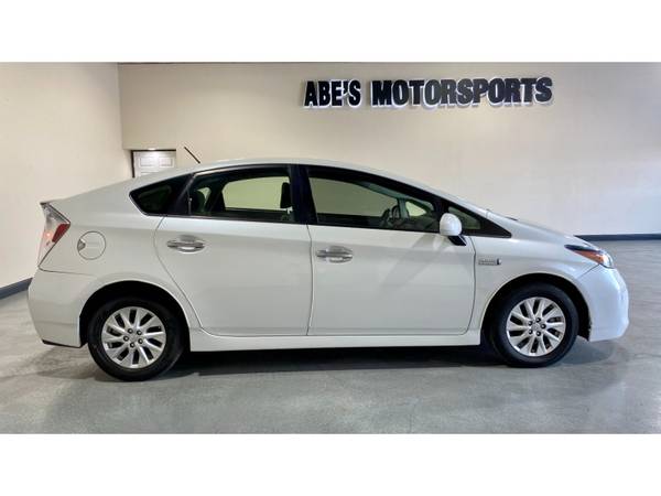 2014 TOYOTA PRIUS PLUG-IN 5DR HB - cars & trucks - by dealer -... for sale in Sacramento , CA – photo 4