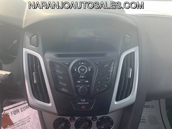 2012 Ford Focus 4dr Sdn SE **** APPLY ON OUR WEBSITE!!!!**** for sale in Bakersfield, CA – photo 18