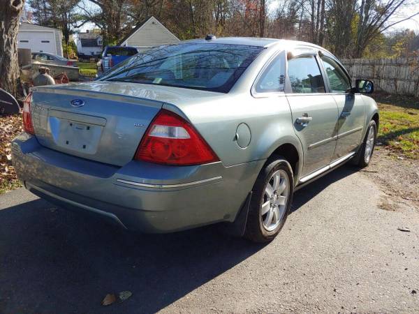 2007 Ford Five Hundred LOW Miles - cars & trucks - by dealer -... for sale in Derry, MA – photo 5