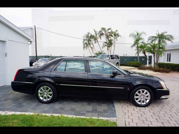 2010 Cadillac DTS Luxury Collection - 1-Owner, Hot and Cool Seats, Tri for sale in Naples, FL – photo 12
