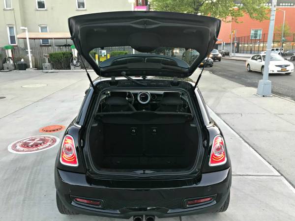 2013 MINI COOPER S 6-SPEED MANUAL NAVI! LOADED! ONE OWNER! CARFAX! for sale in Brooklyn, NY – photo 18