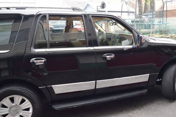 *2008* *Lincoln* *Navigator* *Base 4dr SUV* - cars & trucks - by... for sale in Paterson, CT – photo 16