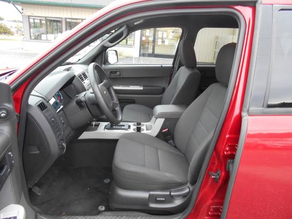 2011 Ford Escape XLT FWD for sale in Newaygo, MI – photo 10