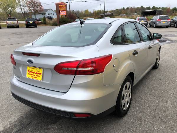 2015 Ford Focus Sedan - cars & trucks - by dealer - vehicle... for sale in Richmond, ME – photo 4