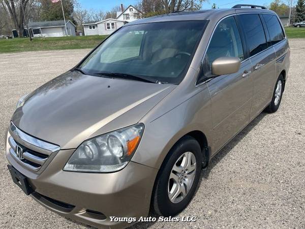 2007 Honda Odyssey EX-L 5-Speed Automatic - - by for sale in Fort Atkinson, WI – photo 3