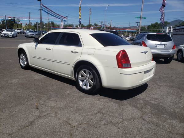 Chrysler 300 Touring - - by dealer - vehicle for sale in Medford, OR – photo 4