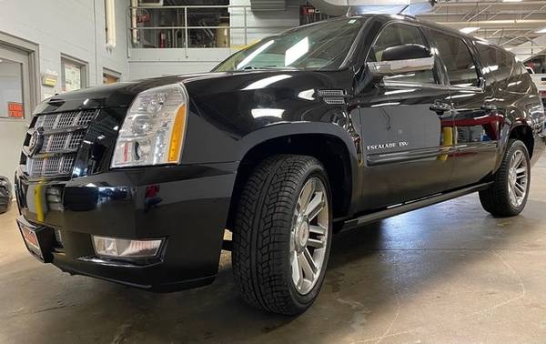 2014 Cadillac Escalade PREMIUM AWD - - by dealer for sale in Coopersville, MI – photo 3