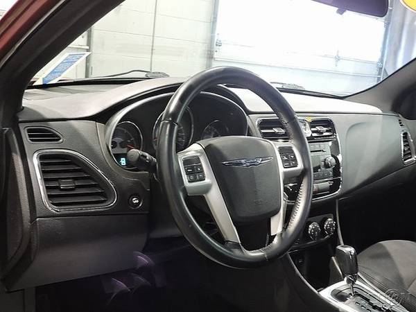2013 Chrysler 200 Touring SKU: UT17106A Chrysler 200 Touring - cars & for sale in Orchard Park, NY – photo 9