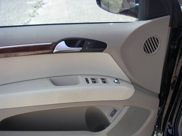2011 Audi Q7 Premium Plus Quattro 73k miles - cars & trucks - by... for sale in Biloxi, MS – photo 8