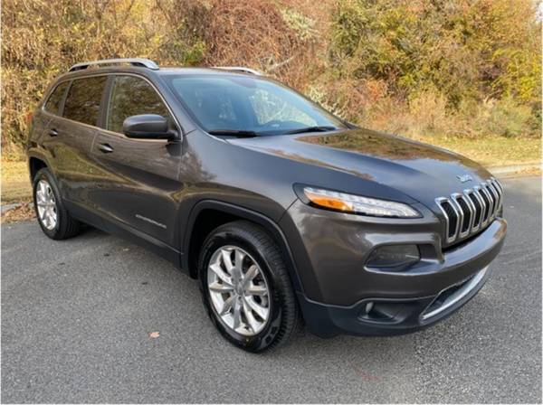 *2017* *Jeep* *Cherokee* *Limited Sport Utility 4D* - cars & trucks... for sale in Pasco, WA – photo 5