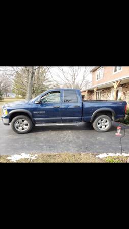 2005 Dodge Ram 1500 4x4 Hemi - cars & trucks - by owner - vehicle... for sale in Orland Park, IL – photo 2