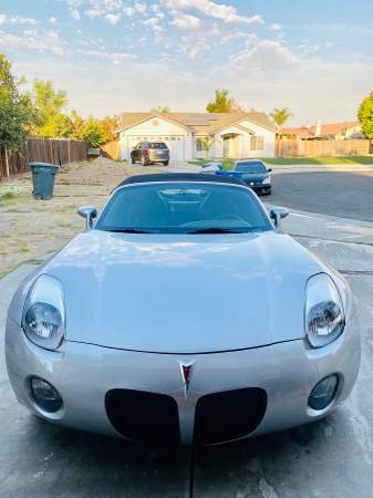 2006 pontiac solstice - cars & trucks - by owner - vehicle... for sale in Delano, CA – photo 5