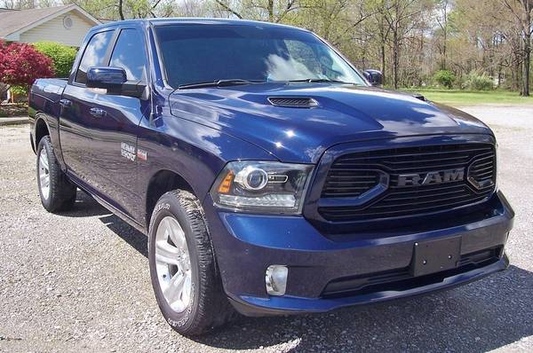 2018 RAM 1500 Sport CrewCab 4x4 only 18k mi - - by for sale in Other, IN – photo 9