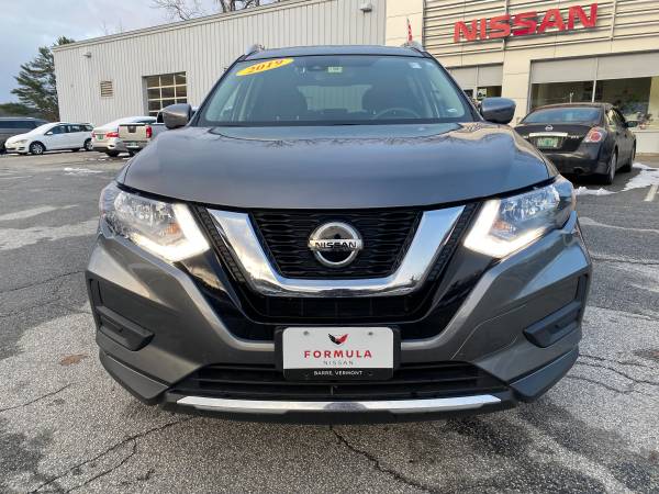 ~~~~~~~ 2019 Nissan Rogue SV AWD ~~~~~~~ - cars & trucks - by dealer... for sale in BERLIN, VT – photo 2