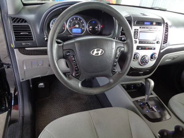 2009 Hyundai Santa Fe SUV - One Owner - No Accident History - Nice!... for sale in Gonzales, LA – photo 9