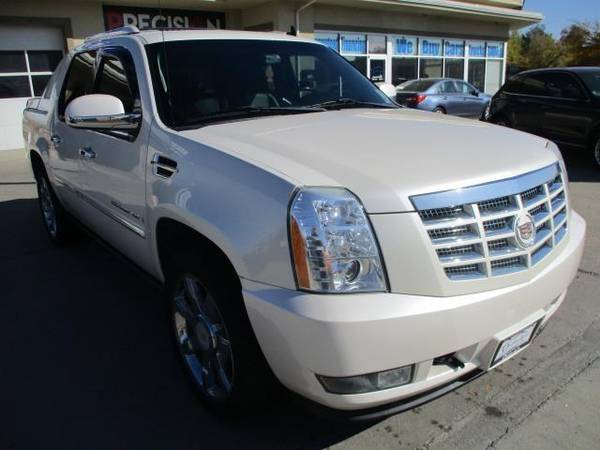 2009 CADILLAC ESCALADE EXT AWD 4dr - truck - cars & trucks - by... for sale in Casper, WY – photo 4