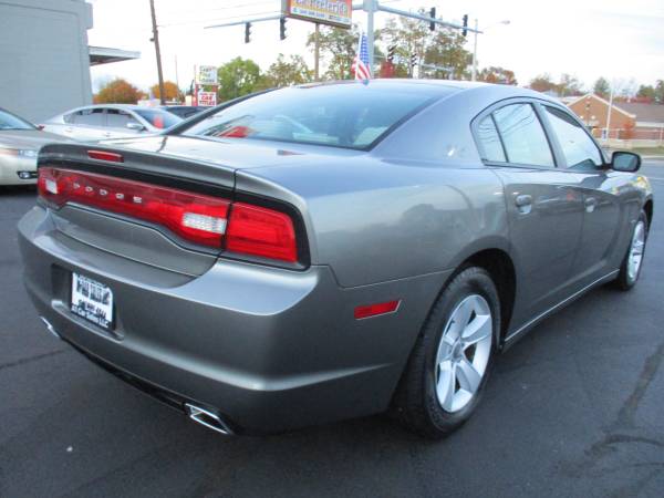 2011 Dodge CHARGER SE WOW IMMACULATE CONDITIONS PLUS 90 DAYS - cars for sale in Roanoke, VA – photo 4