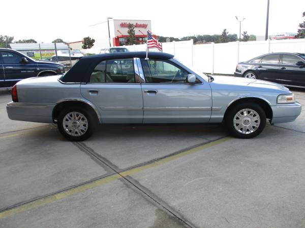 2007 Mercury Grand Marquis GS - cars & trucks - by dealer - vehicle... for sale in Bradenton, FL – photo 4