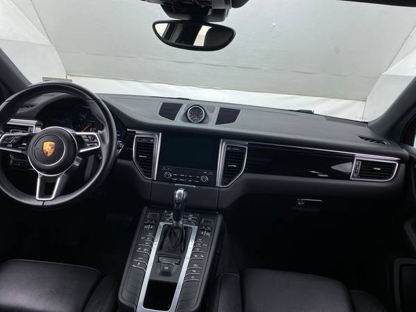 2018 Porsche Macan Sport Utility 4D suv Black - FINANCE ONLINE -... for sale in Orlando, FL – photo 21