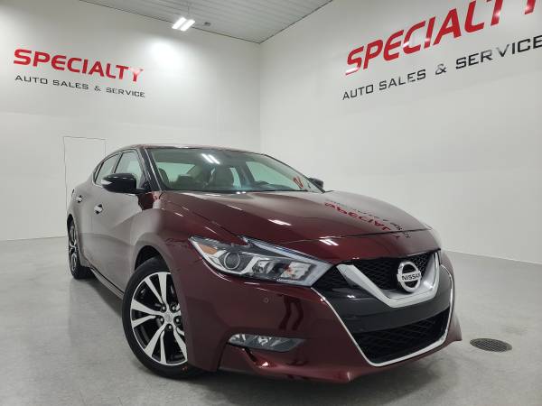 2017 Nissan Maxima 3 5 SV! Nav! Heated Seats! Backup Cam! Remote for sale in Suamico, WI – photo 3
