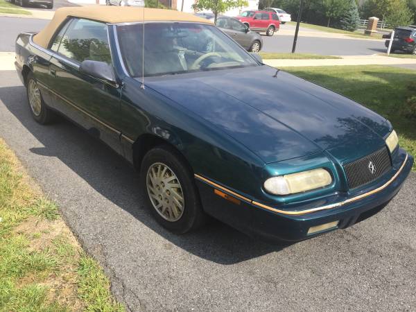 1994 Chrysler le baron convertible for sale in Allentown, PA – photo 2