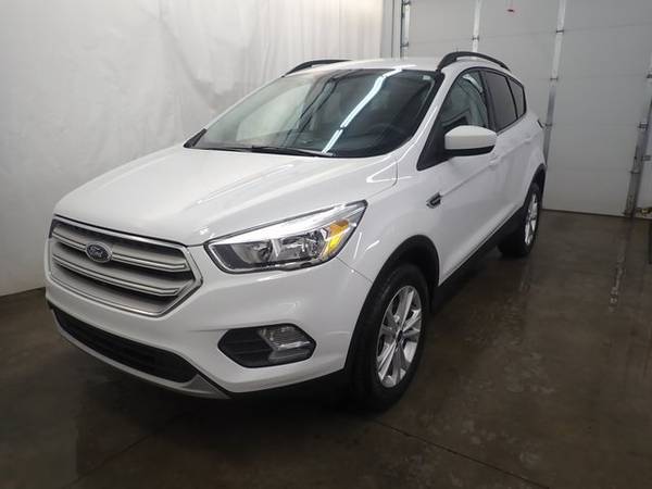 2018 Ford Escape SE - - by dealer - vehicle automotive for sale in Perham, ND – photo 13