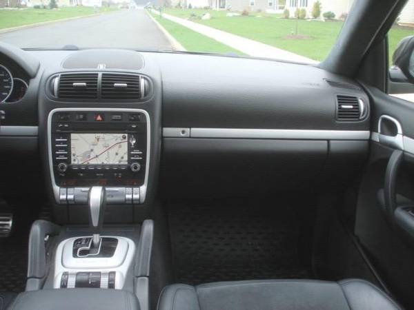 2010 Porsche Cayenne GTS AWD SUV - 405 Horsepower! All Service for sale in Bethlehem, PA – photo 17