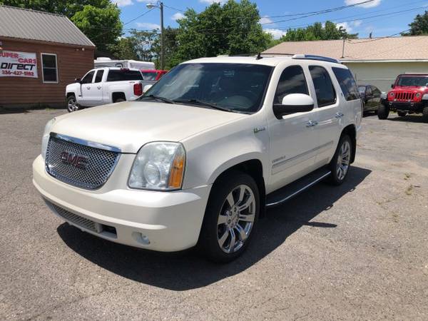 GMC Yukon Denali 4wd SUV Sunroof NAV Leather Clean Loaded Used Chevy for sale in Columbia, SC – photo 2