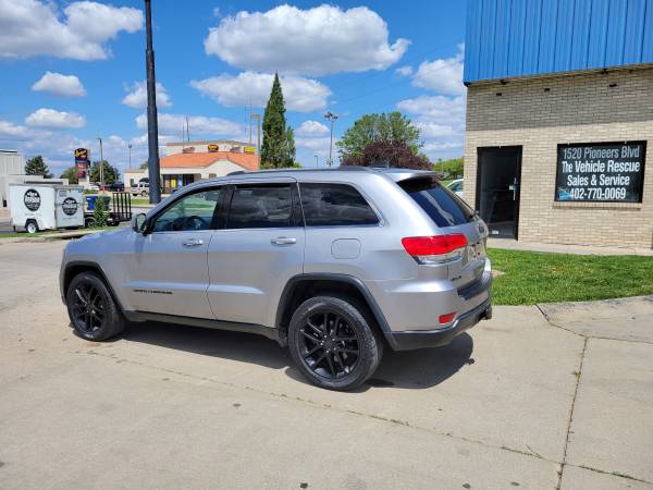 2014 Jeep Grand Cherokee 62k - - by dealer - vehicle for sale in Lincoln, NE – photo 2