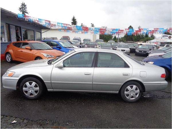 2001 Toyota Camry LE Sedan 4D FREE CARFAX ON EVERY VEHICLE! for sale in Lynnwood, WA – photo 5