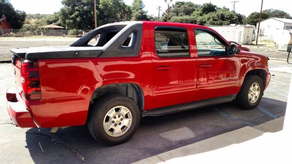 2008 Chevy Avalanche for sale for sale in Boulevard, CA – photo 2