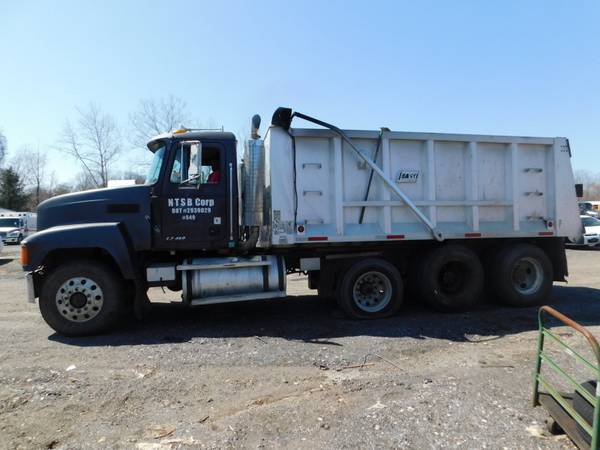 2000 Mack CH600 for sale in Upper Marlboro, District Of Columbia – photo 8
