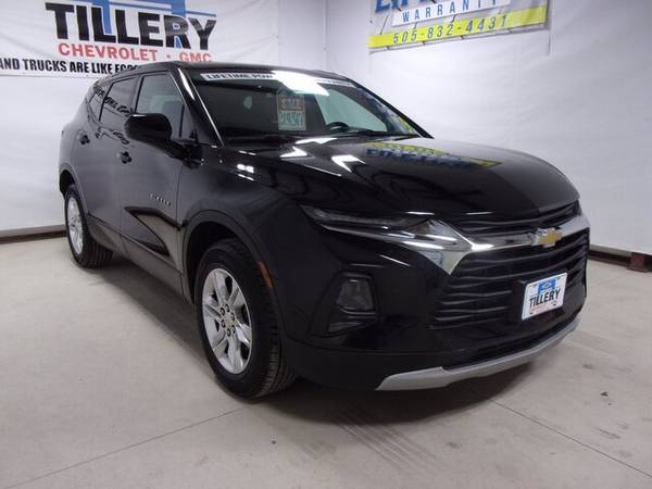 2020 Chevrolet Chevy Blazer LT - cars & trucks - by dealer - vehicle... for sale in Moriarty, NM – photo 2