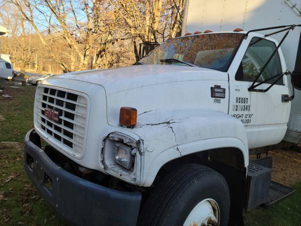 Box truck for sale 1998 GMC 6500 - cars & trucks - by owner -... for sale in Somerset, RI – photo 14