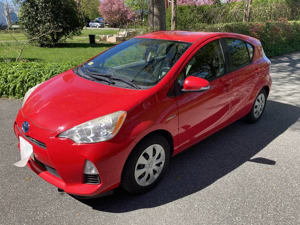 Toyota Prius C Hatchback for sale in Middletown, RI – photo 3