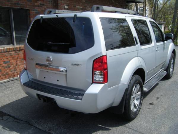 2011 Nissan Pathfinder Silver Edition 4WD - - by for sale in Lowell, MA – photo 7